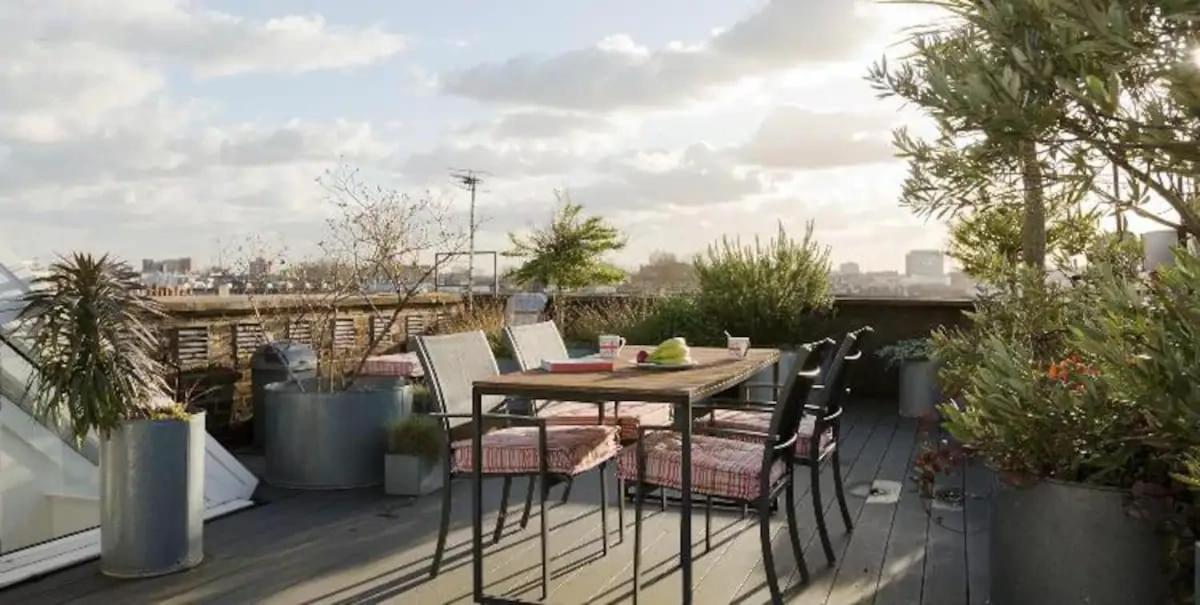 Amazing 2-bed Flat With Roof Terrace